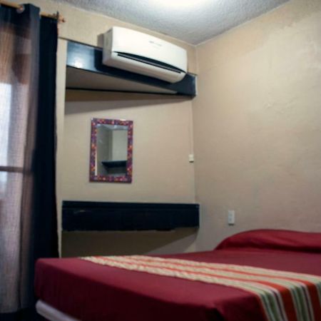 Isabel Suites Сиуатанехо Экстерьер фото